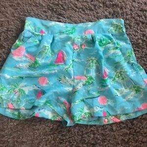 All for Color shorts. Sz m.